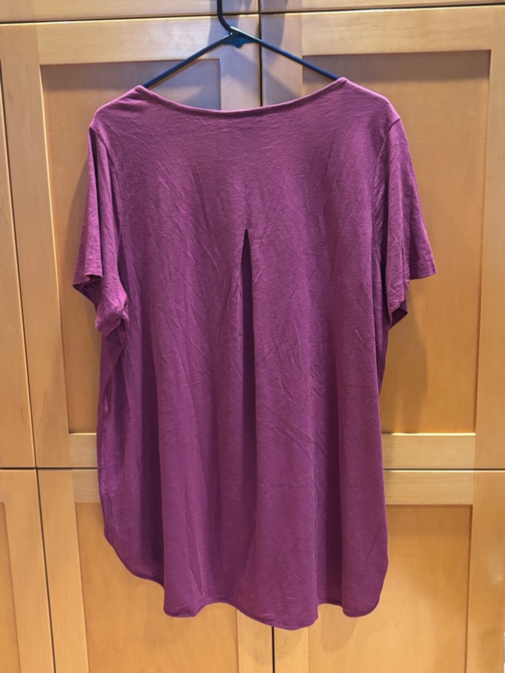 J. Jill Women’s Scoop Neck Loose Fitting Short Sleeve Tee - Burgundy Plum - Picture 2 of 6